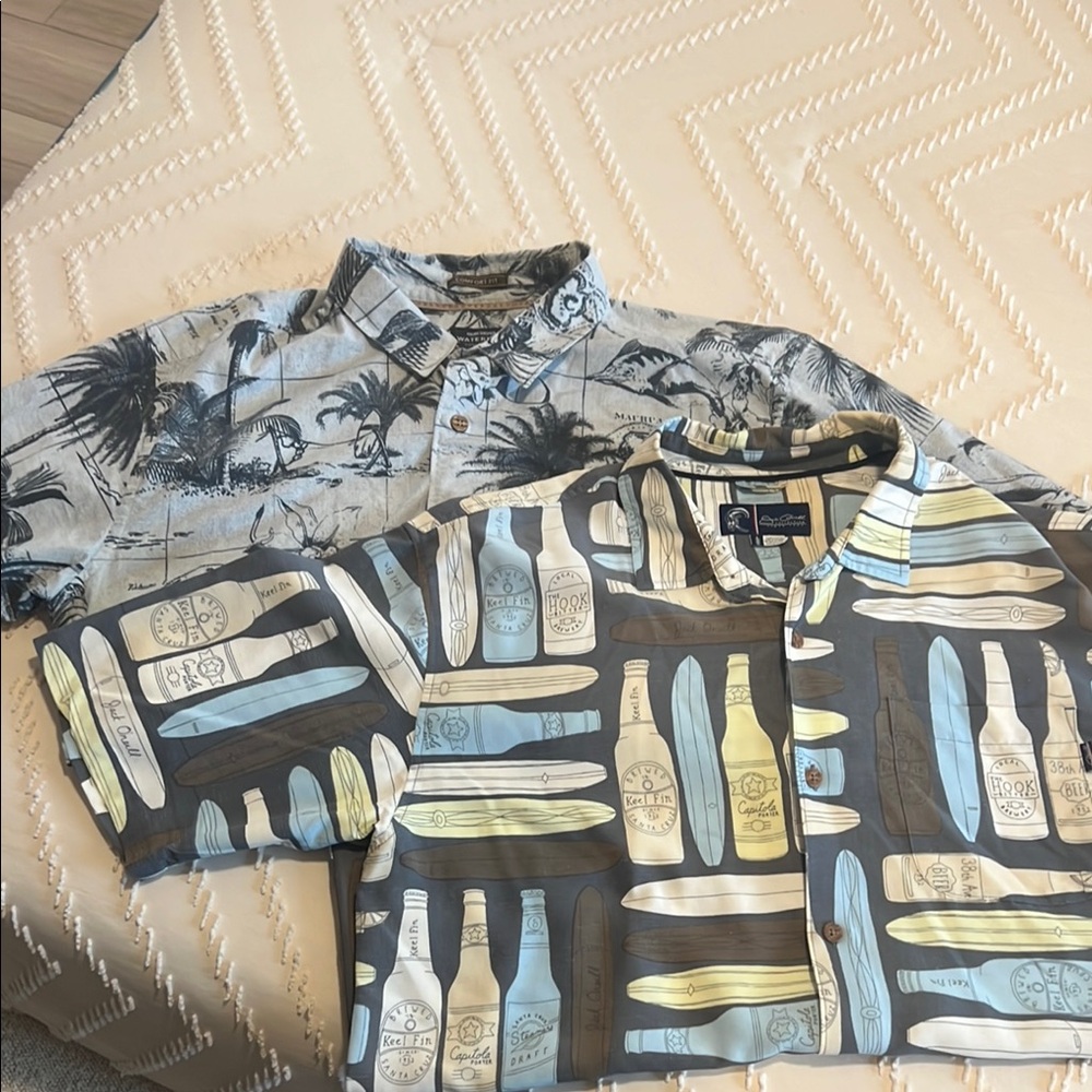 Two Men’s Quicksilver Short Sleeve Dress Shirts